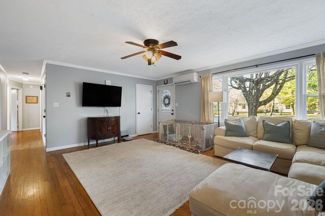 1590 Bruce Road, Mars Hill, NC 28754