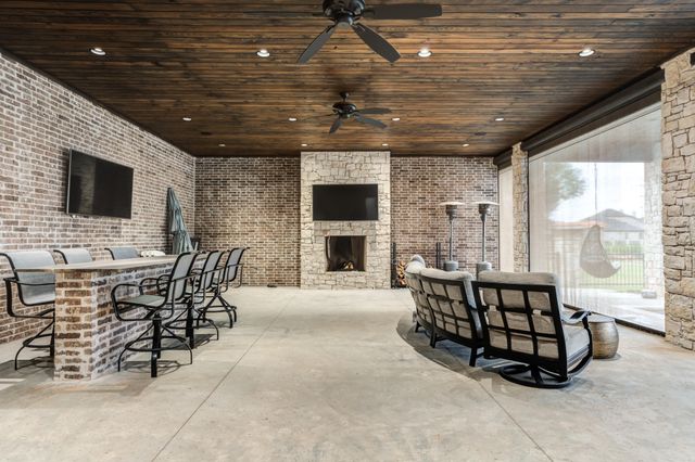 4003 104th Street, Lubbock, TX 79423