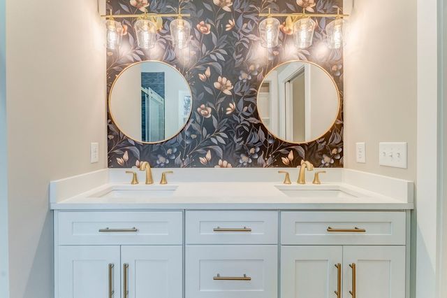 79 Logan Lane, Ellijay, GA 30540