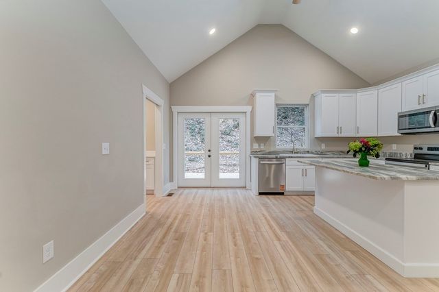 79 Logan Lane, Ellijay, GA 30540