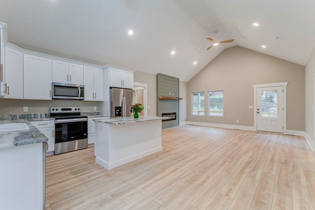 79 Logan Lane, Ellijay, GA 30540