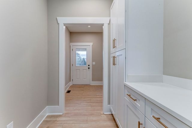 79 Logan Lane, Ellijay, GA 30540