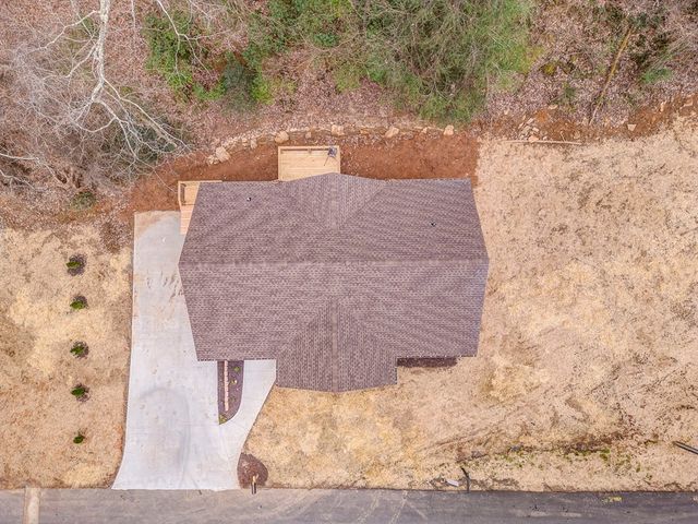 79 Logan Lane, Ellijay, GA 30540