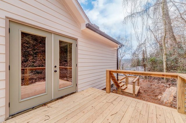 79 Logan Lane, Ellijay, GA 30540