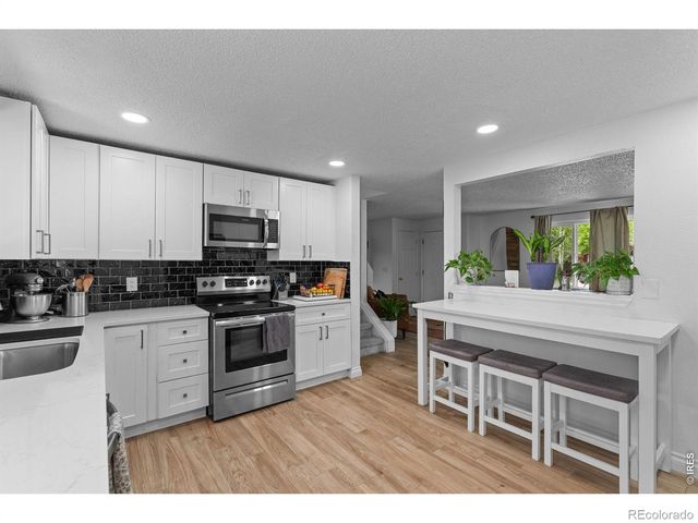927 E 4th Avenue, Longmont, CO 80504