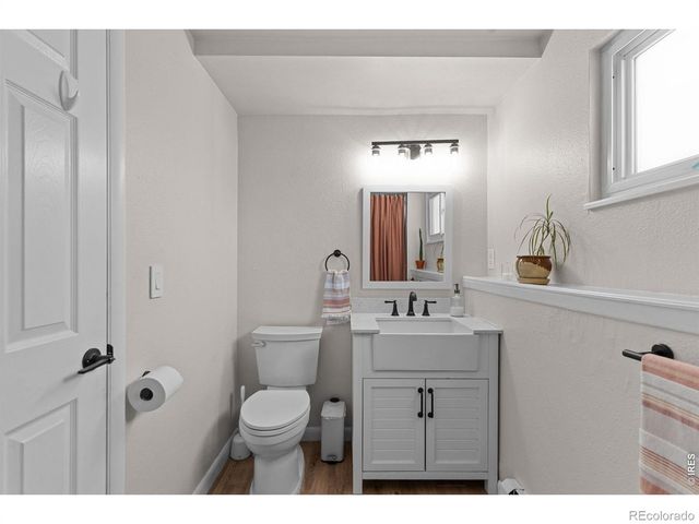 927 E 4th Avenue, Longmont, CO 80504