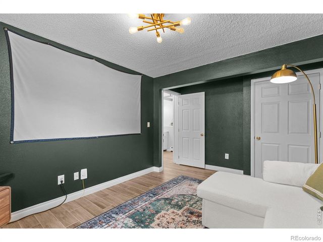 927 E 4th Avenue, Longmont, CO 80504