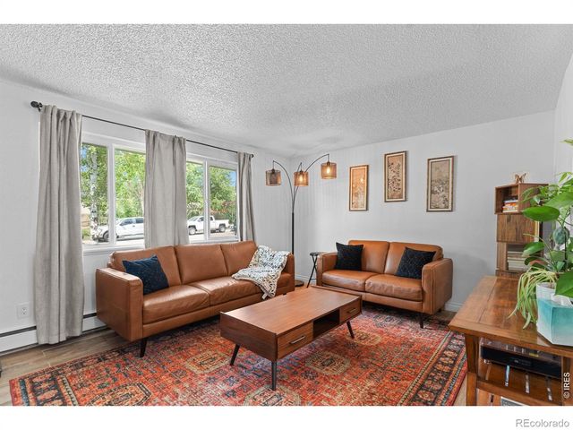 927 E 4th Avenue, Longmont, CO 80504