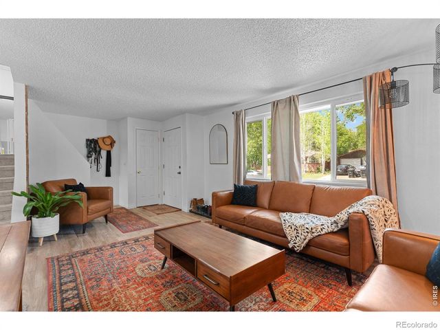 927 E 4th Avenue, Longmont, CO 80504