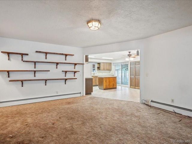 423 Empire St, Aurora, CO 80010
