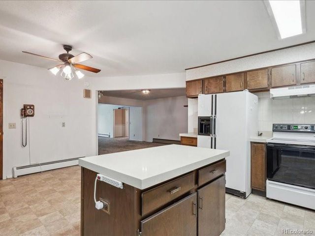 423 Empire St, Aurora, CO 80010