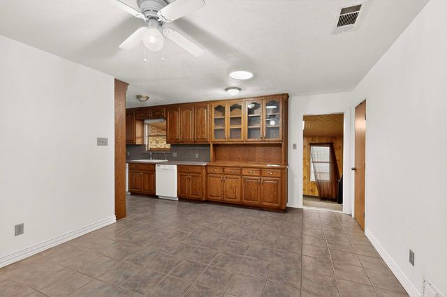 157 SE Tarrant Avenue, Burleson, TX 76028