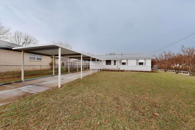 157 SE Tarrant Avenue, Burleson, TX 76028