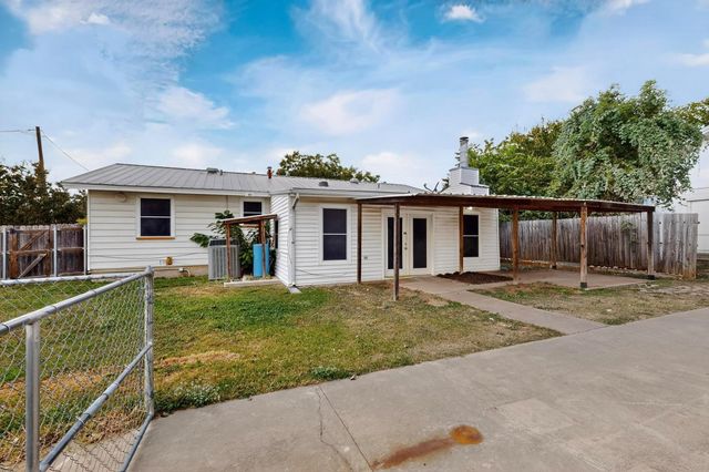 157 SE Tarrant Avenue, Burleson, TX 76028