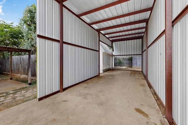 157 SE Tarrant Avenue, Burleson, TX 76028