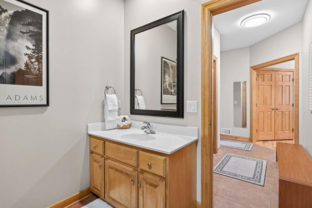 1187 105th Street E, Inver Grove Heights, MN 55077