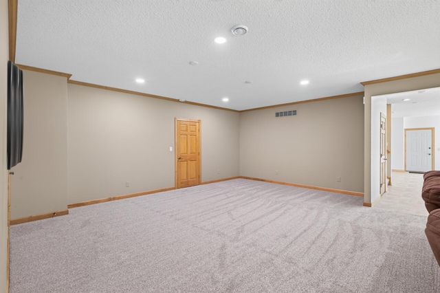 1187 105th Street E, Inver Grove Heights, MN 55077