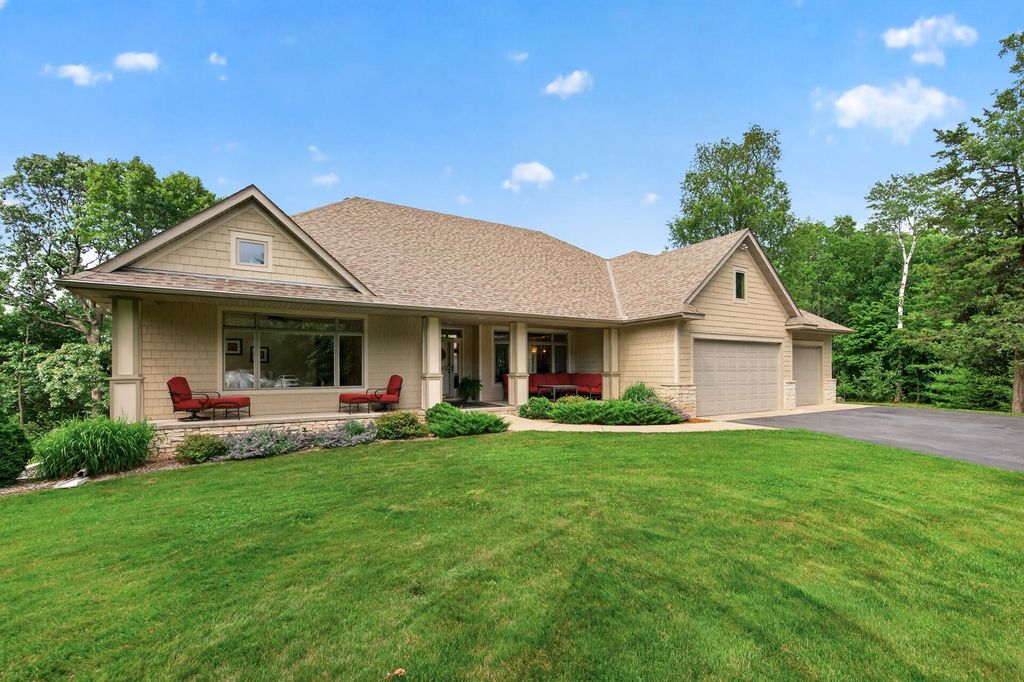 1187 105th Street E, Inver Grove Heights, MN 55077