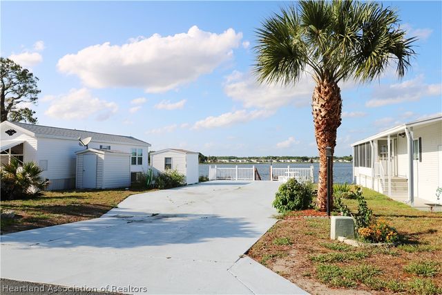 7205 Windsong Drive, Lake Wales, FL 33898
