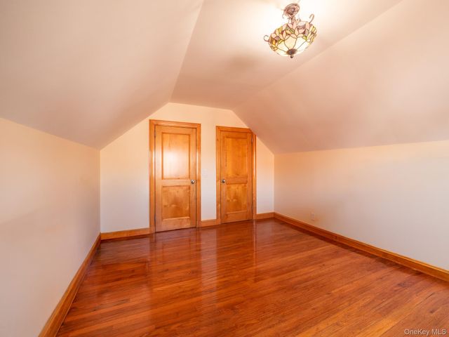7520 180th Street, Fresh Meadows, NY 11366