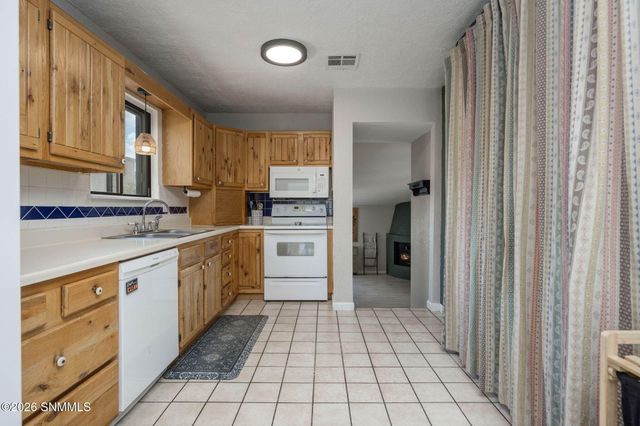 3041 Executive Hills Road, Las Cruces, NM 88011