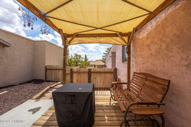 3041 Executive Hills Road, Las Cruces, NM 88011