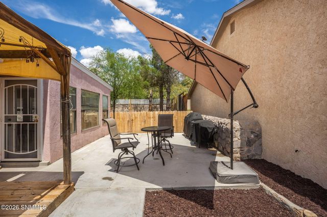 3041 Executive Hills Road, Las Cruces, NM 88011