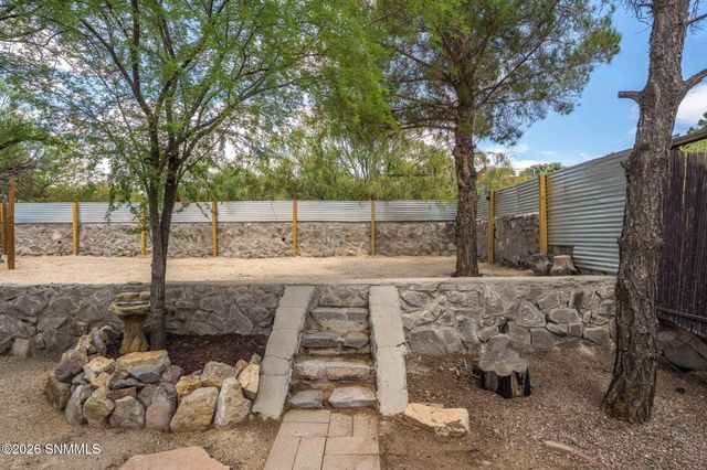 3041 Executive Hills Road, Las Cruces, NM 88011