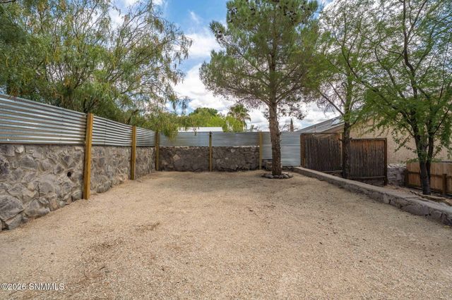 3041 Executive Hills Road, Las Cruces, NM 88011