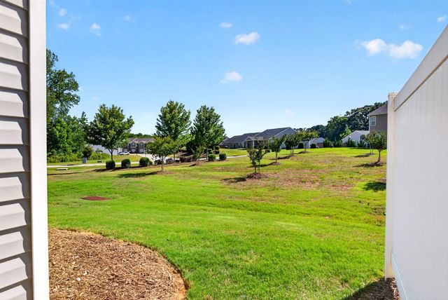 1315 Wunder Way, Boiling Springs, SC 29316
