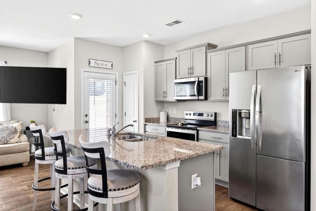 1315 Wunder Way, Boiling Springs, SC 29316