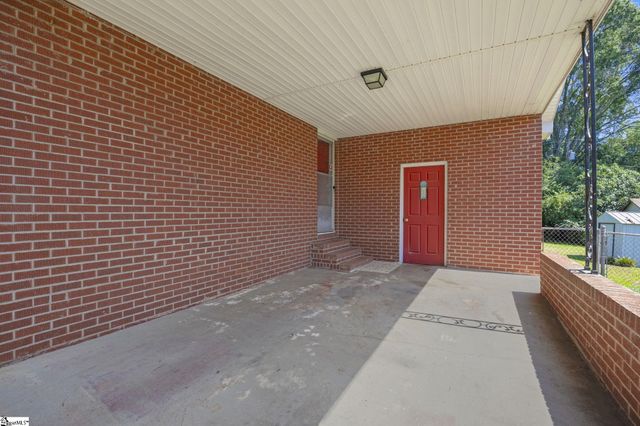 202 Chestnut Boulevard, Anderson, SC 29625