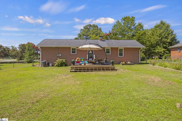 202 Chestnut Boulevard, Anderson, SC 29625