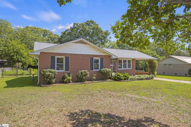 202 Chestnut Boulevard, Anderson, SC 29625