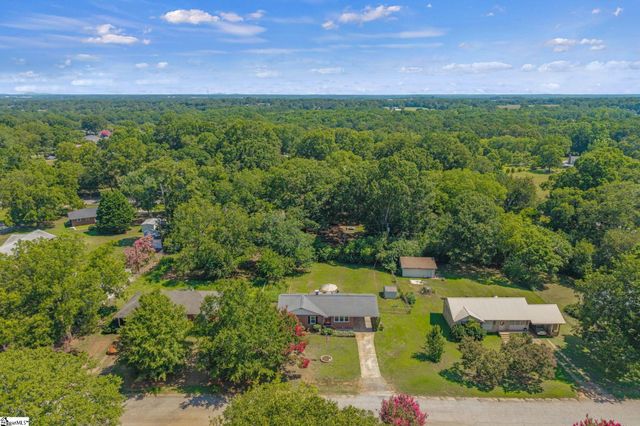202 Chestnut Boulevard, Anderson, SC 29625