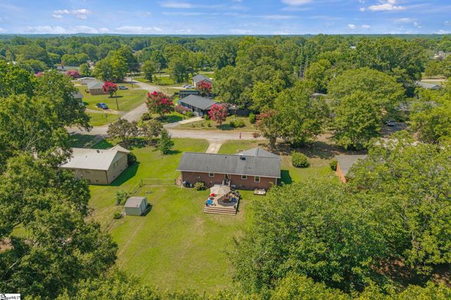 202 Chestnut Boulevard, Anderson, SC 29625