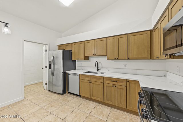 727 S HARTFORD Street 179, Chandler, AZ 85225