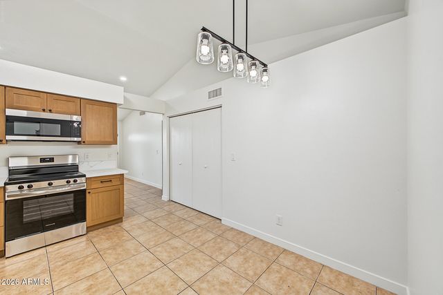 727 S HARTFORD Street 179, Chandler, AZ 85225