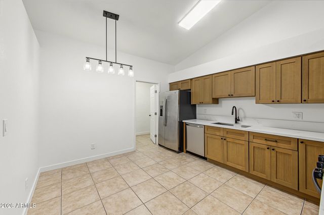 727 S HARTFORD Street 179, Chandler, AZ 85225