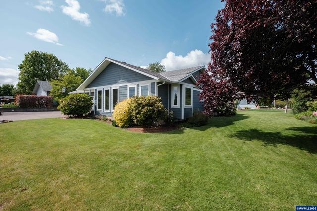 3425 Southwood Dr, Philomath, OR 97370