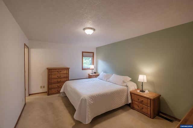 3425 Southwood Dr, Philomath, OR 97370