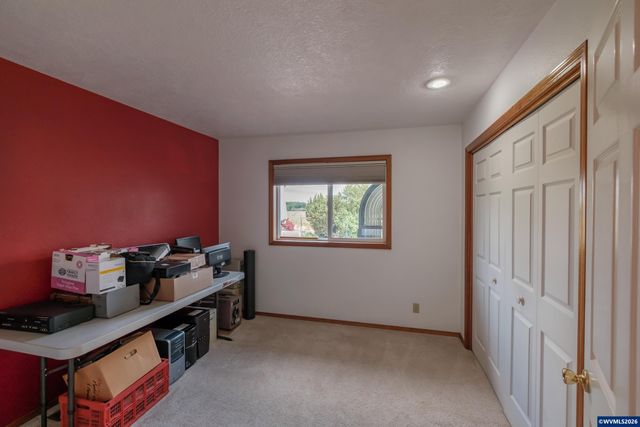 3425 Southwood Dr, Philomath, OR 97370