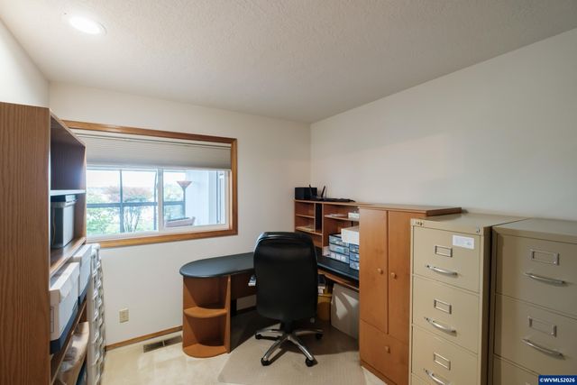 3425 Southwood Dr, Philomath, OR 97370