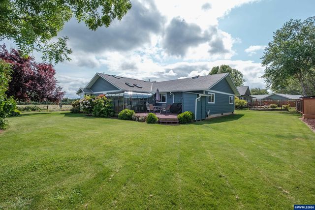 3425 Southwood Dr, Philomath, OR 97370