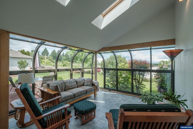 3425 Southwood Dr, Philomath, OR 97370