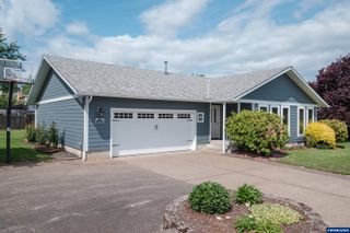 3425 Southwood Dr, Philomath, OR 97370