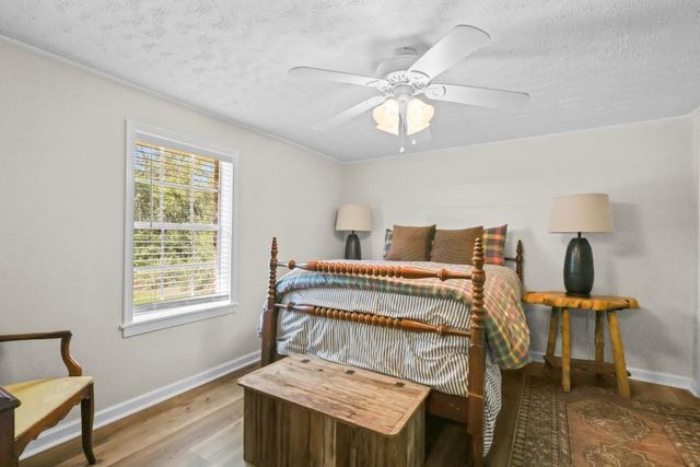 780 David Carter Road NE, Baxley, GA 31513