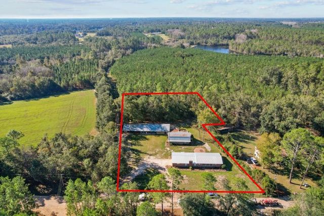 780 David Carter Road NE, Baxley, GA 31513