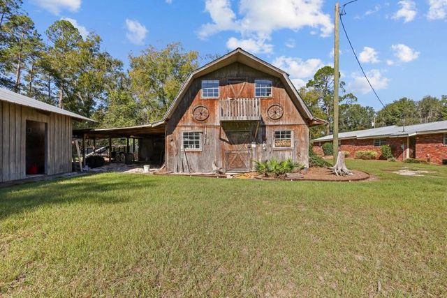 780 David Carter Road NE, Baxley, GA 31513