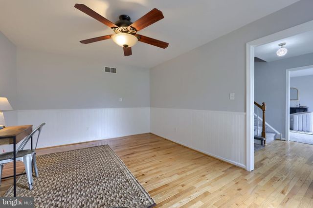 6 PRIMROSE LN, Reading, PA 19608